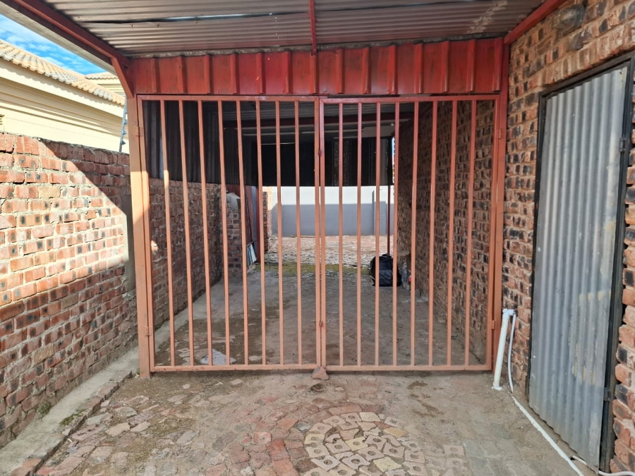 To Let 1 Bedroom Property for Rent in Vista Park Free State